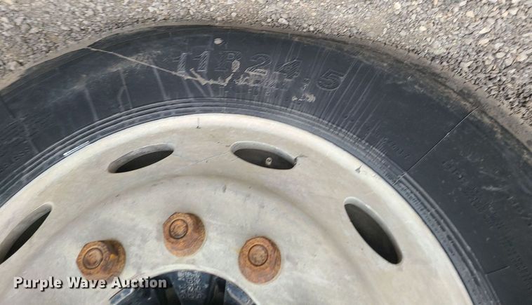 image for item DR7866 2004 Kenworth T800 dump truck