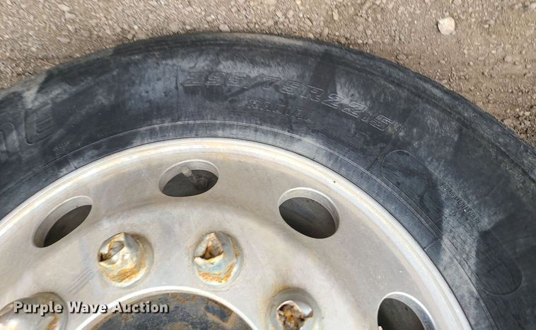 image for item DR7866 2004 Kenworth T800 dump truck