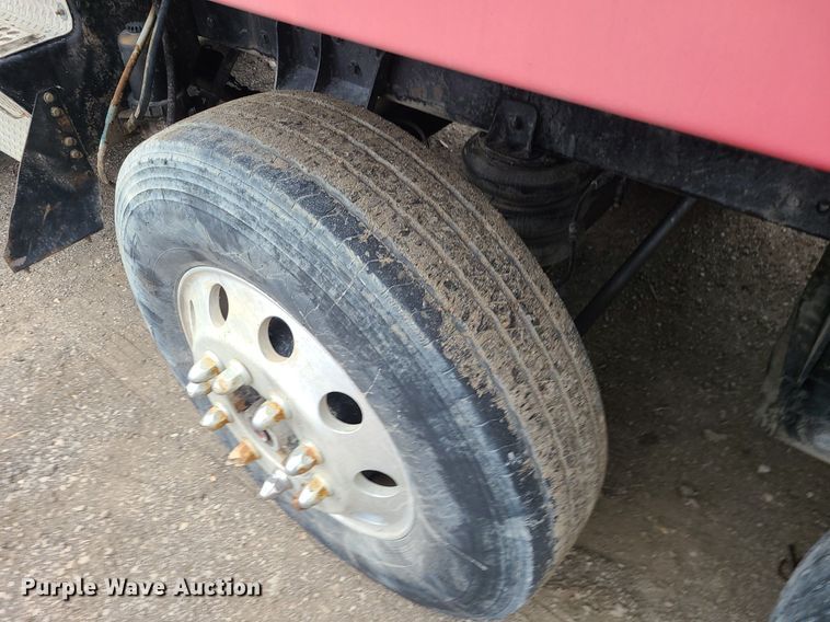 image for item DR7866 2004 Kenworth T800 dump truck