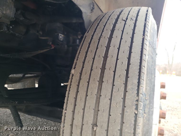 image for item DR7866 2004 Kenworth T800 dump truck