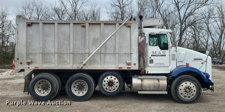 image for item DR7867 1998 Kenworth T800 dump truck