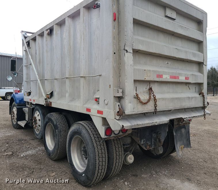 image for item DR7867 1998 Kenworth T800 dump truck