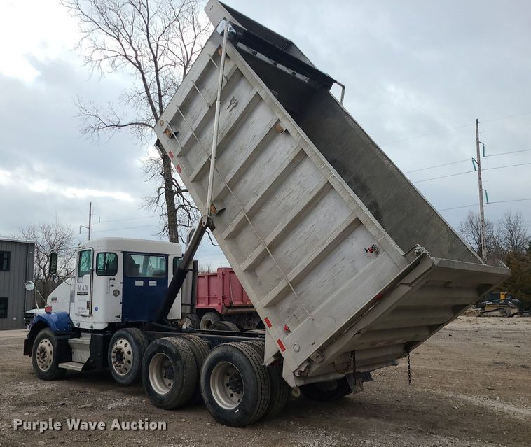 image for item DR7867 1998 Kenworth T800 dump truck