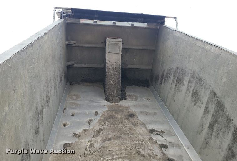 image for item DR7867 1998 Kenworth T800 dump truck