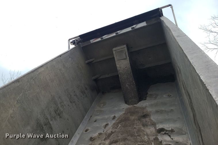 image for item DR7867 1998 Kenworth T800 dump truck