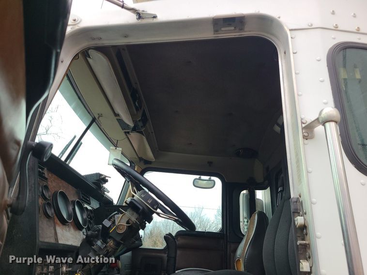 image for item DR7867 1998 Kenworth T800 dump truck