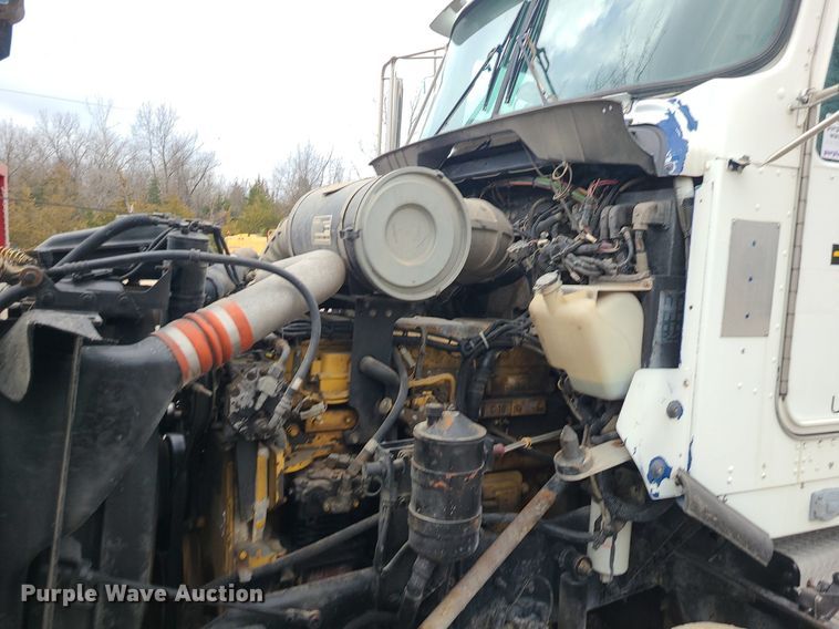 image for item DR7867 1998 Kenworth T800 dump truck