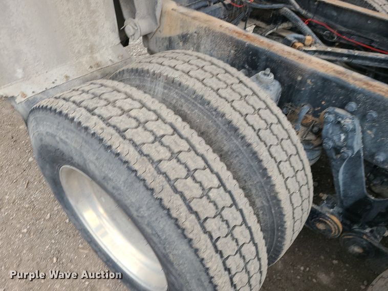 image for item DR7867 1998 Kenworth T800 dump truck