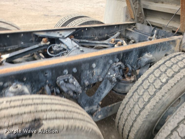 image for item DR7867 1998 Kenworth T800 dump truck