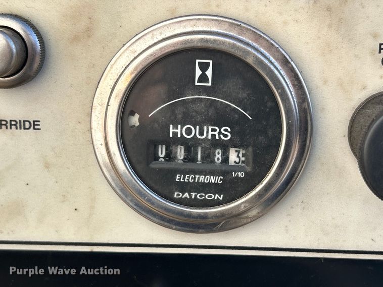 image for item DS0818 Boss Bullet air compressor