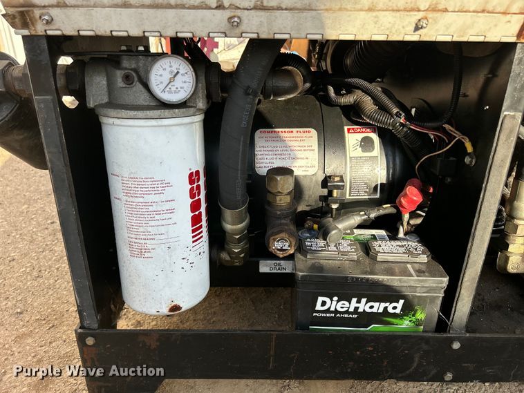 image for item DS0818 Boss Bullet air compressor