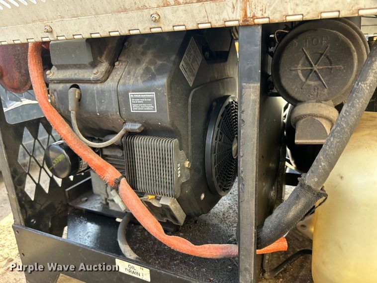 image for item DS0818 Boss Bullet air compressor