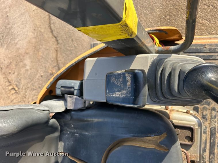 image for item DS0820 2012 Case CX36B mini excavator