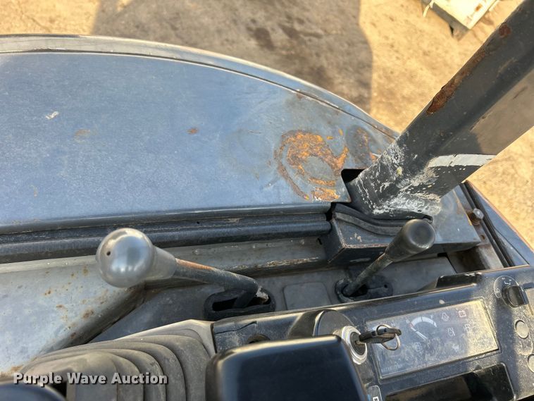 image for item DS0820 2012 Case CX36B mini excavator