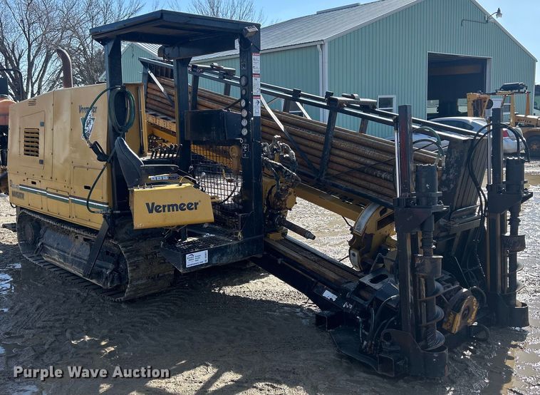 image for item DS0821 1999 Vermeer  D40X40 directional boring unit