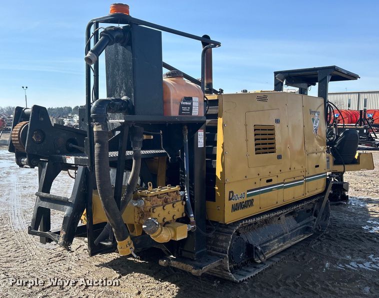 image for item DS0821 1999 Vermeer  D40X40 directional boring unit