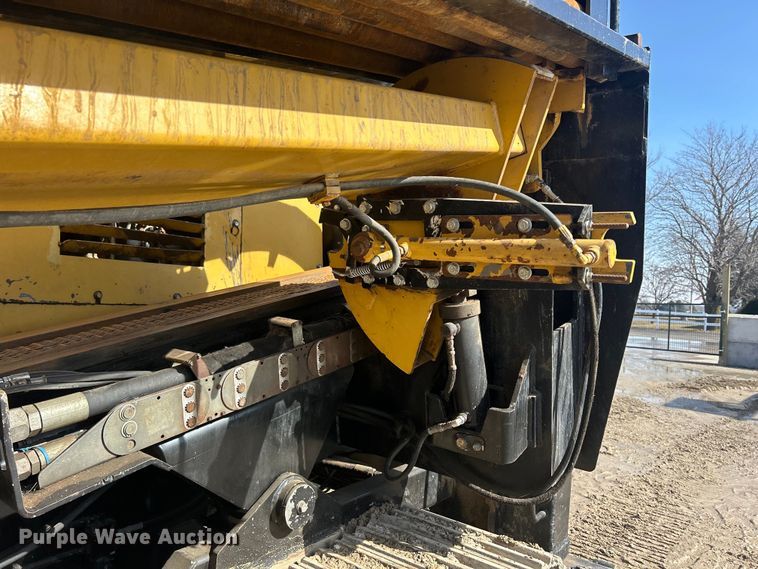 image for item DS0821 1999 Vermeer  D40X40 directional boring unit