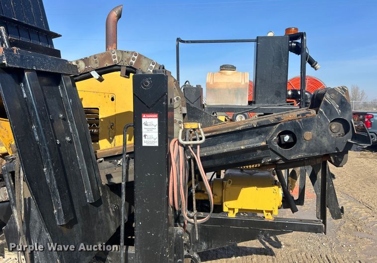 image for item DS0821 1999 Vermeer  D40X40 directional boring unit