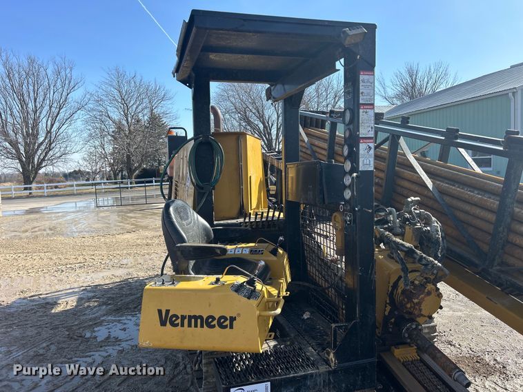 image for item DS0821 1999 Vermeer  D40X40 directional boring unit