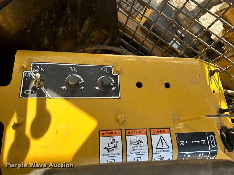 image for item DS0821 1999 Vermeer  D40X40 directional boring unit