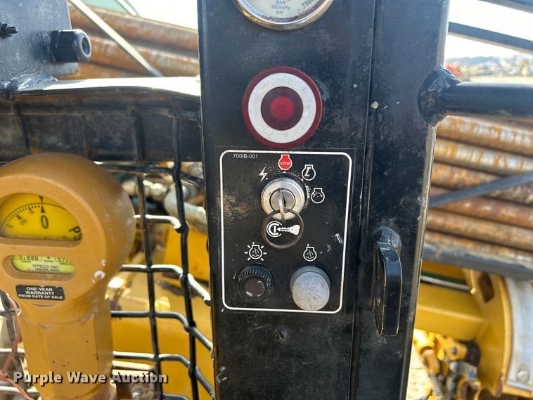 image for item DS0821 1999 Vermeer  D40X40 directional boring unit