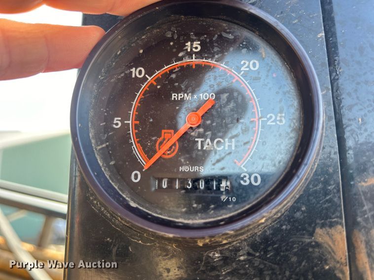 image for item DS0821 1999 Vermeer  D40X40 directional boring unit