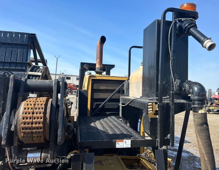 image for item DS0821 1999 Vermeer  D40X40 directional boring unit