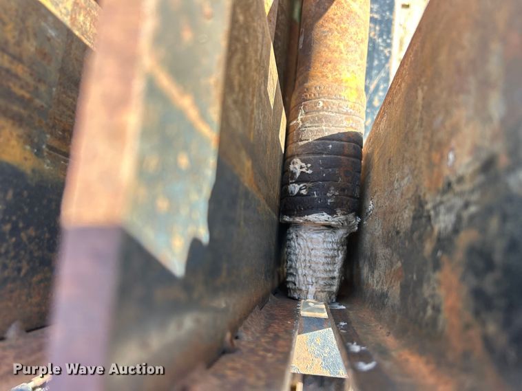 image for item DS0822 1999 Vermeer  D40X40 directional boring unit