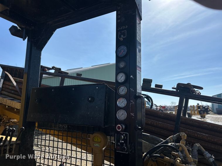 image for item DS0822 1999 Vermeer  D40X40 directional boring unit