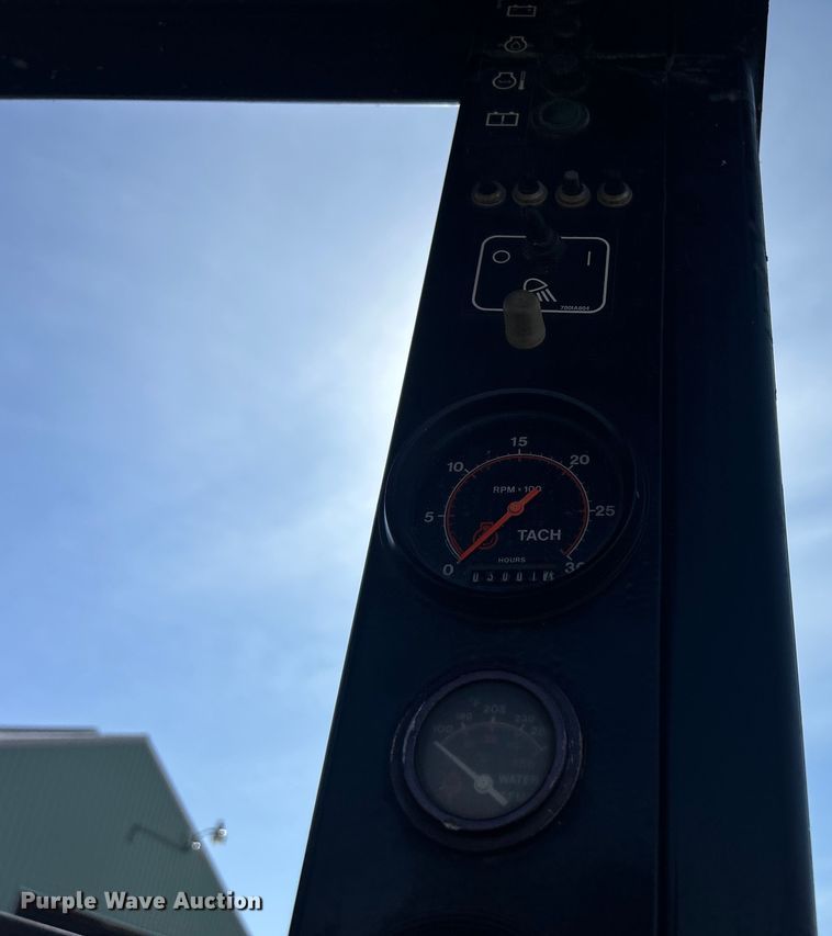 image for item DS0822 1999 Vermeer  D40X40 directional boring unit