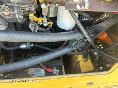 image for item DS0822 1999 Vermeer  D40X40 directional boring unit