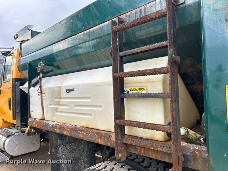 image for item DS0826 2014 International 7400 dump truck