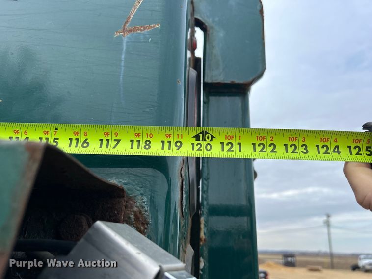 image for item DS0826 2014 International 7400 dump truck