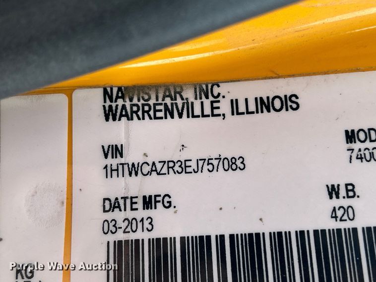 image for item DS0826 2014 International 7400 dump truck