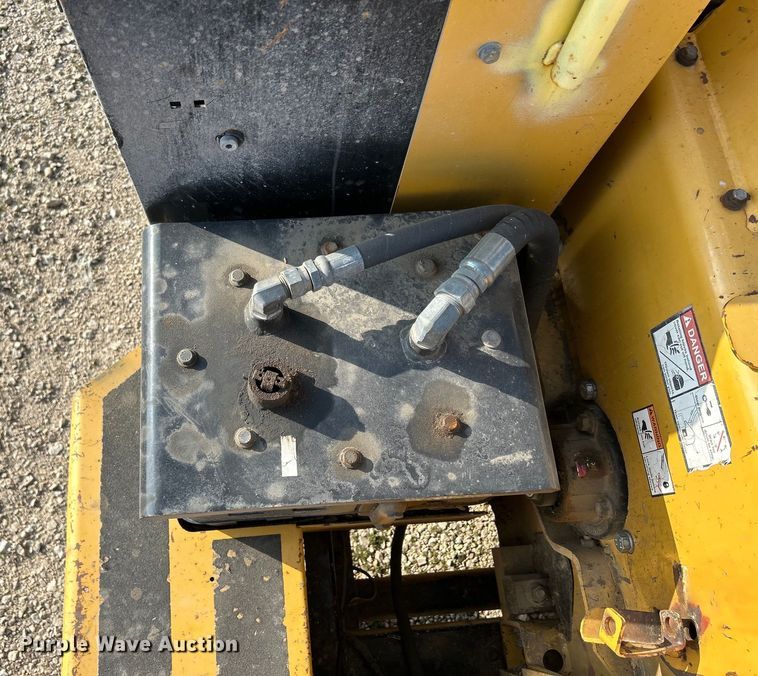 image for item DS0827 2005 Vermeer  BC1400 XL wood chipper