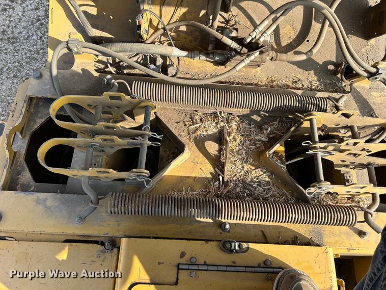 image for item DS0827 2005 Vermeer  BC1400 XL wood chipper