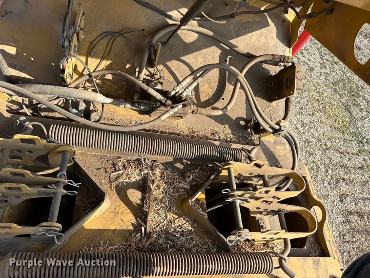 image for item DS0827 2005 Vermeer  BC1400 XL wood chipper