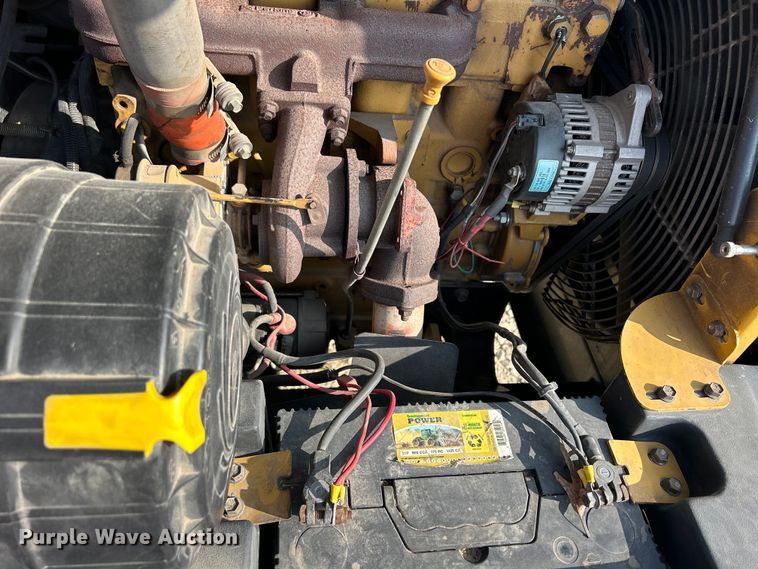 image for item DS0827 2005 Vermeer  BC1400 XL wood chipper