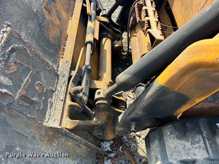 image for item DS0828 2020 Bobcat T66 skid steer loader