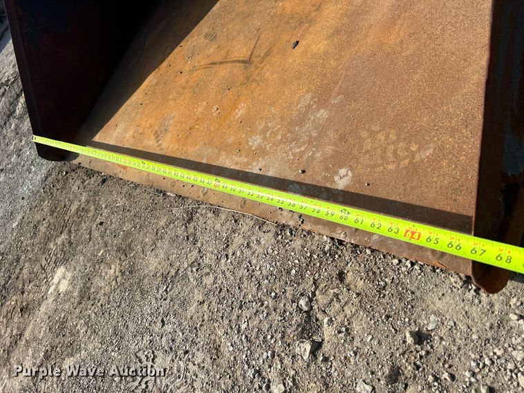 image for item DS0828 2020 Bobcat T66 skid steer loader