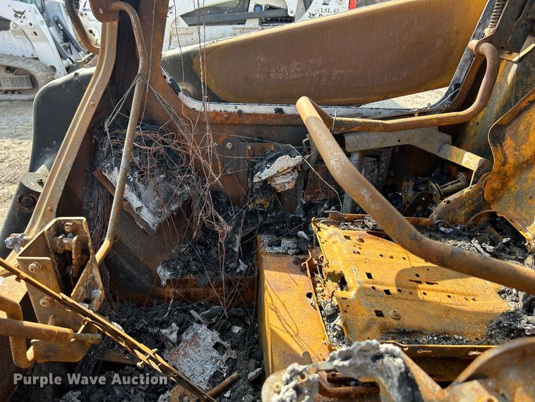 image for item DS0828 2020 Bobcat T66 skid steer loader