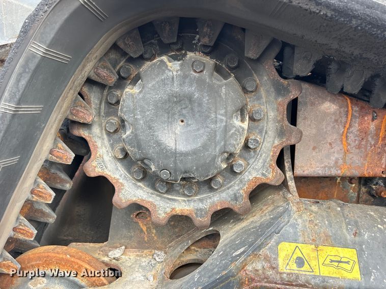 image for item DS0828 2020 Bobcat T66 skid steer loader