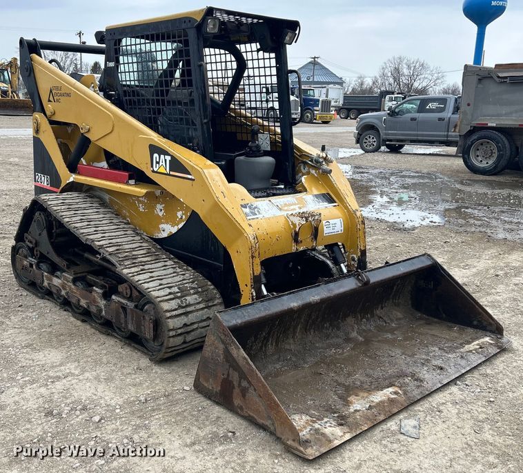 image for item DS0829 2006 Caterpillar 287B skid steer loader