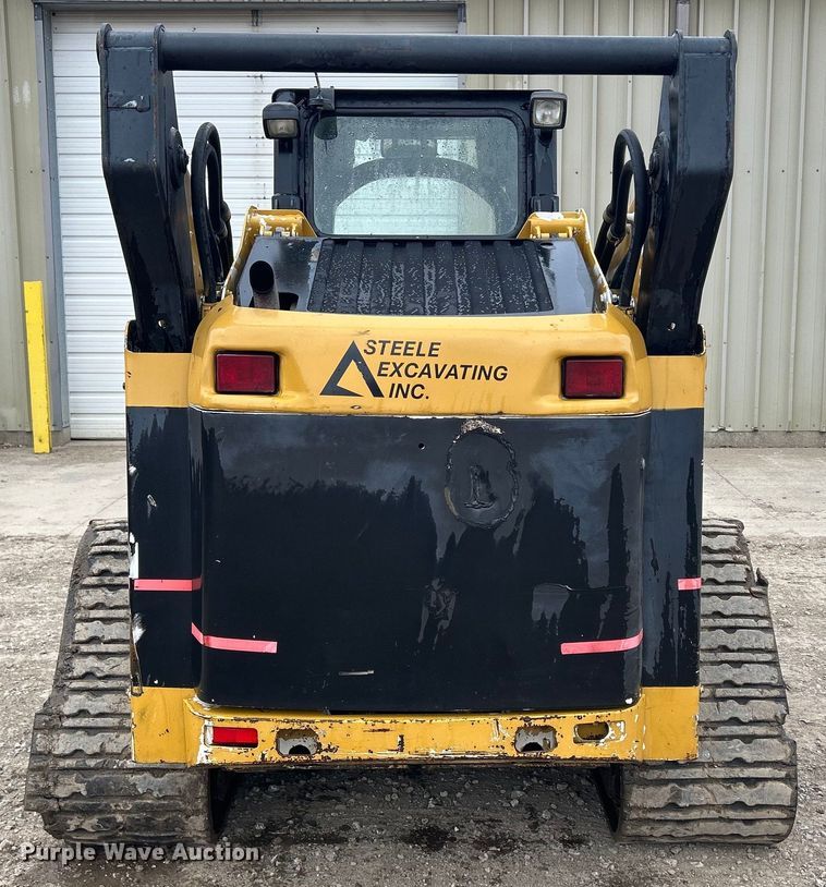 image for item DS0829 2006 Caterpillar 287B skid steer loader