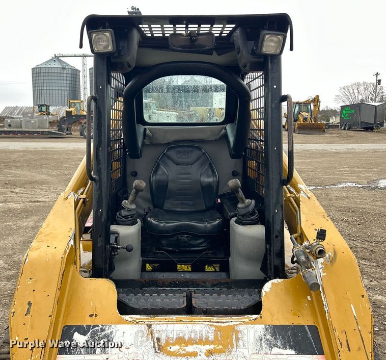 image for item DS0829 2006 Caterpillar 287B skid steer loader