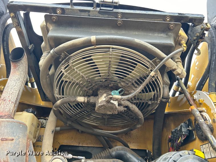 image for item DS0829 2006 Caterpillar 287B skid steer loader