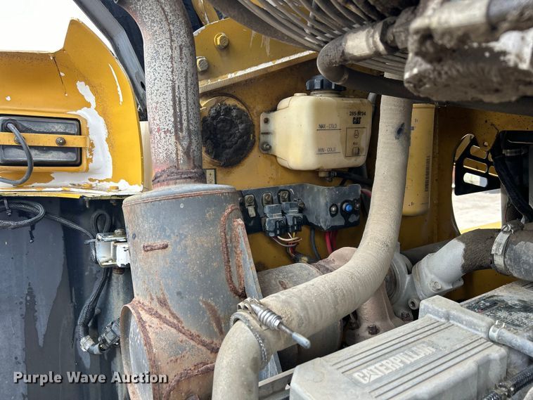 image for item DS0829 2006 Caterpillar 287B skid steer loader