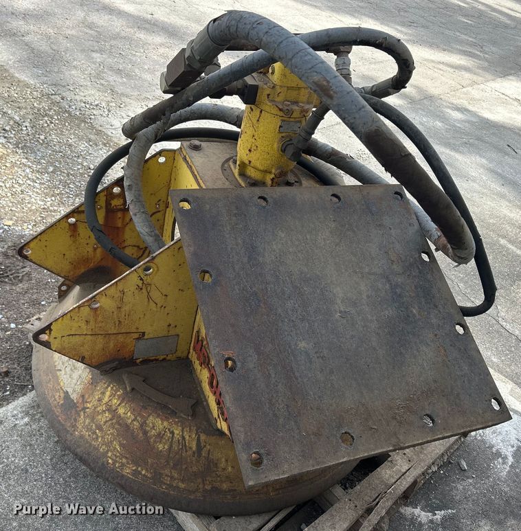 image for item DS0833 1996 Pro Mac 36CMP 36