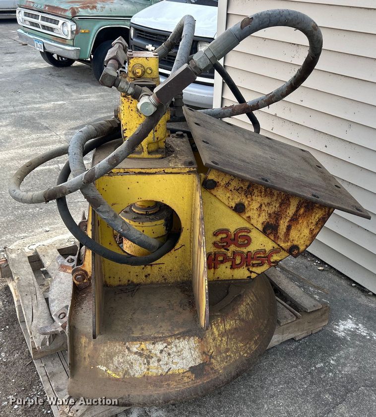 image for item DS0833 1996 Pro Mac 36CMP 36