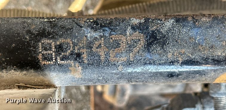 image for item DS2907 1999 Kenworth  T800 vacuum truck